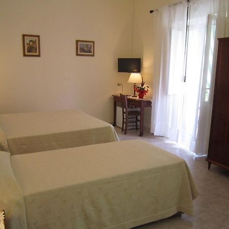 Albergo Italia - Vintage Hotel Capri Extérieur photo