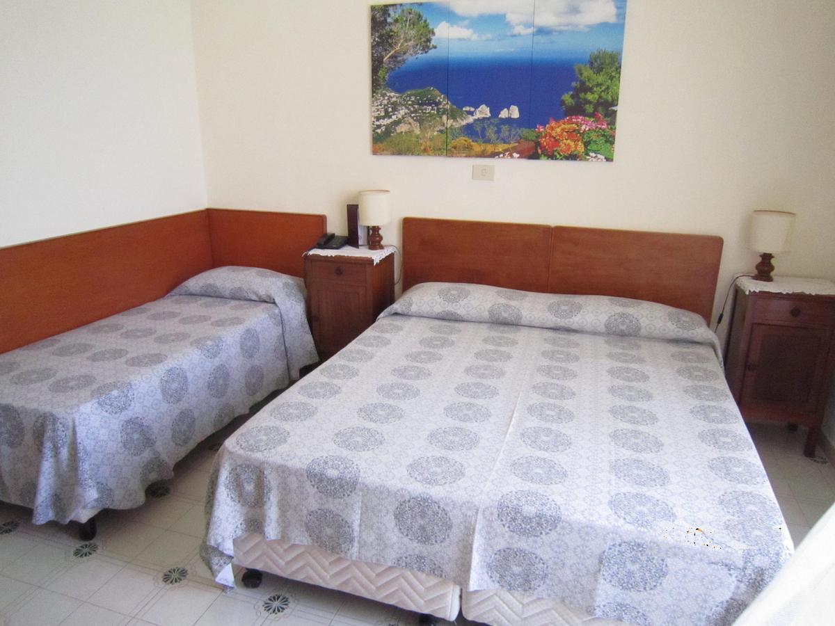 Albergo Italia - Vintage Hotel Capri Extérieur photo