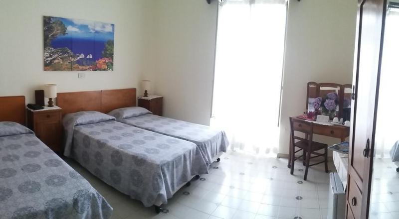 Albergo Italia - Vintage Hotel Capri Extérieur photo