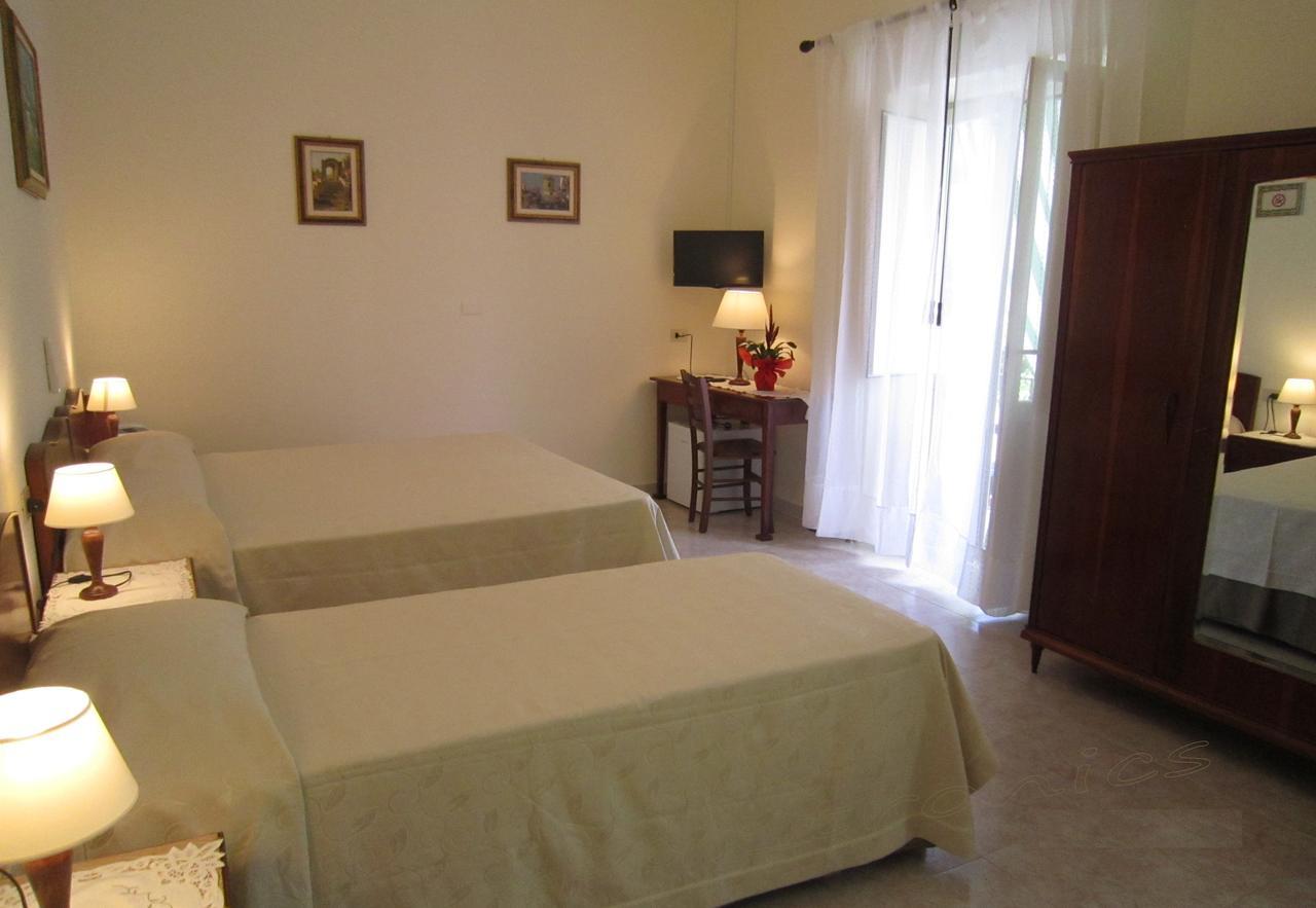 Albergo Italia - Vintage Hotel Capri Extérieur photo